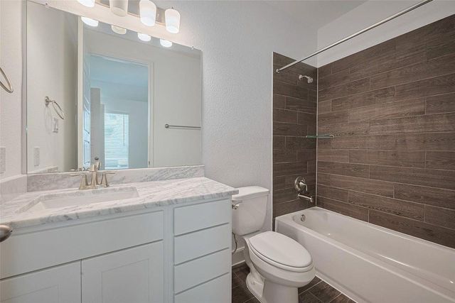 1051 Comal Trail, Dayton, TX 77535