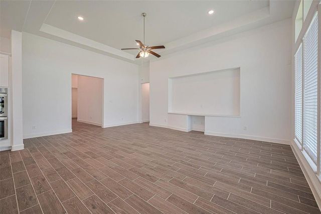 1051 Comal Trail, Dayton, TX 77535