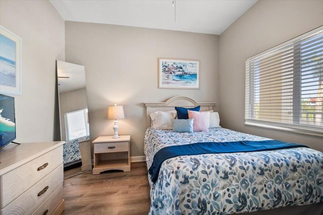 8800 BAY PINES BOULEVARD 205, St Petersburg, FL 33709