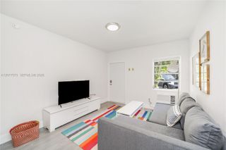 770 NE 123rd Street 24, North Miami, FL 33161