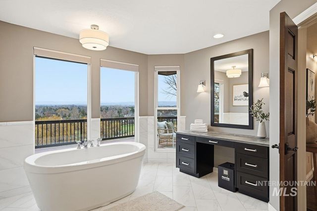 3050 S Whitepost Way, Eagle, ID 83616