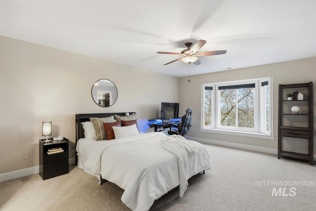 3050 S Whitepost Way, Eagle, ID 83616