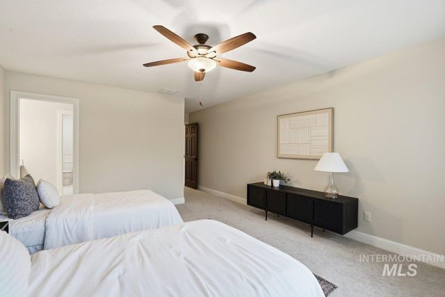 3050 S Whitepost Way, Eagle, ID 83616