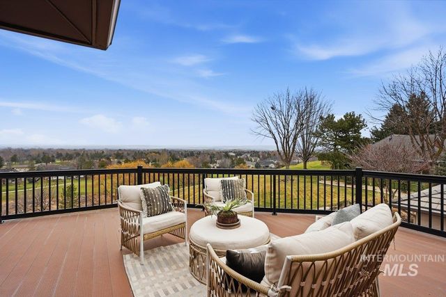 3050 S Whitepost Way, Eagle, ID 83616