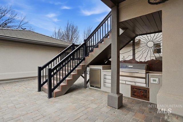 3050 S Whitepost Way, Eagle, ID 83616