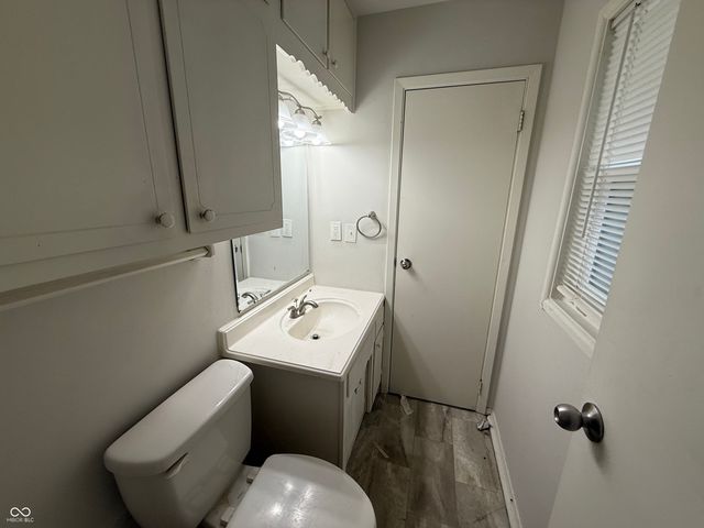 8434 E 36th Place, Indianapolis, IN 46226
