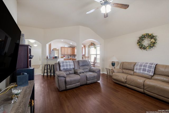 4006 Giverny Ct, Converse, TX 78109