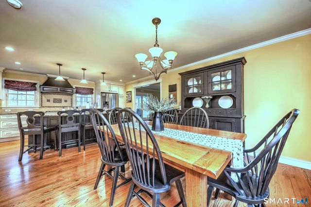 923 Garden Road, Orange, CT 06477