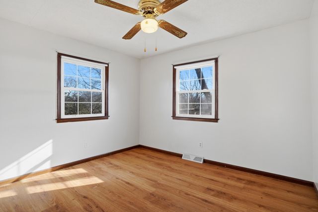 4313 STEVENDAVE DR, Columbia, MO 65202