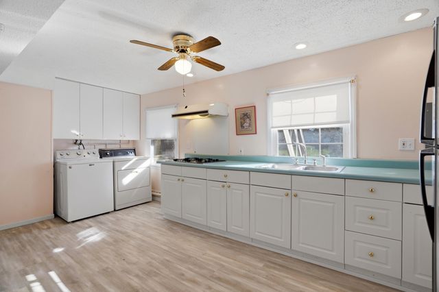 4313 STEVENDAVE DR, Columbia, MO 65202