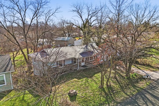 4313 STEVENDAVE DR, Columbia, MO 65202