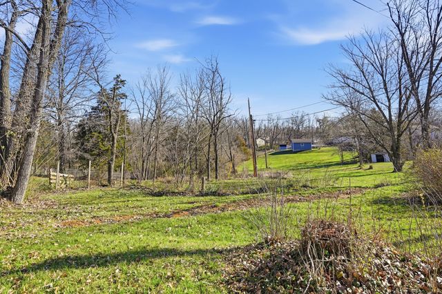 4313 STEVENDAVE DR, Columbia, MO 65202