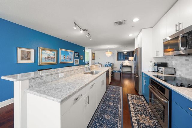 331 CLEVELAND STREET 1206, Clearwater, FL 33755