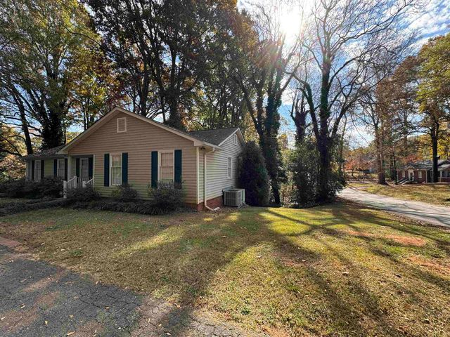 205 Westminster Drive, Spartanburg, SC 29302