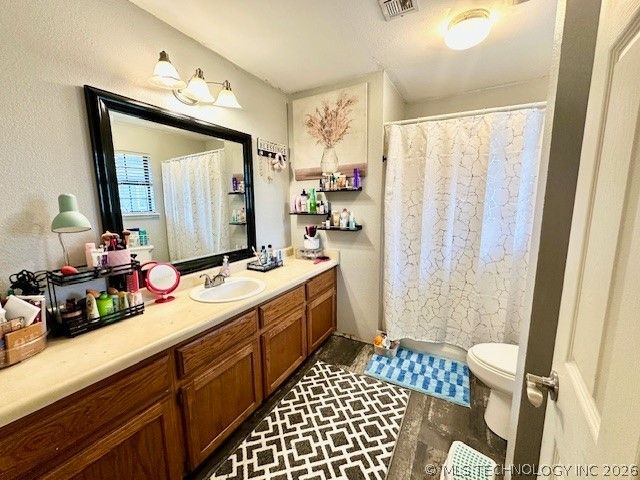 724 S Lake Avenue, Okmulgee, OK 74447