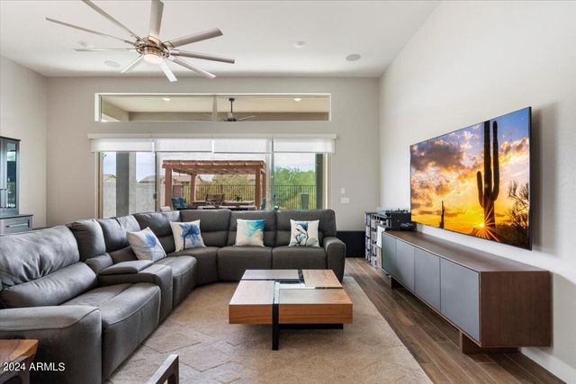 21127 W MINNEZONA Avenue, Buckeye, AZ 85396