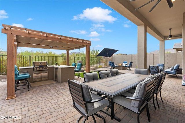 21127 W MINNEZONA Avenue, Buckeye, AZ 85396