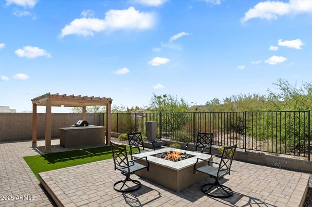 21127 W MINNEZONA Avenue, Buckeye, AZ 85396