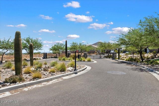 21127 W MINNEZONA Avenue, Buckeye, AZ 85396