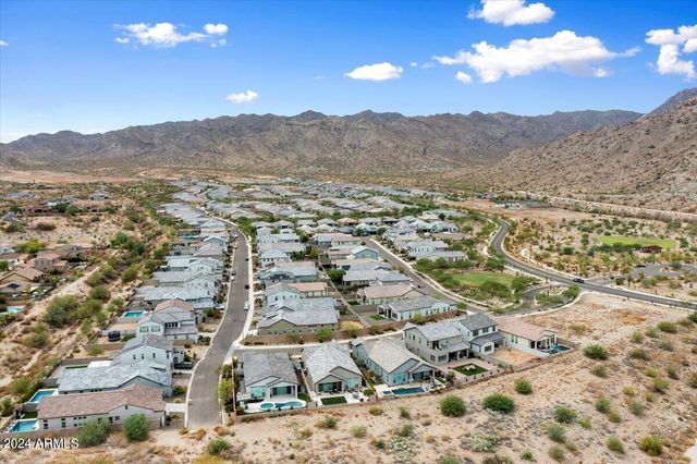 21127 W MINNEZONA Avenue, Buckeye, AZ 85396