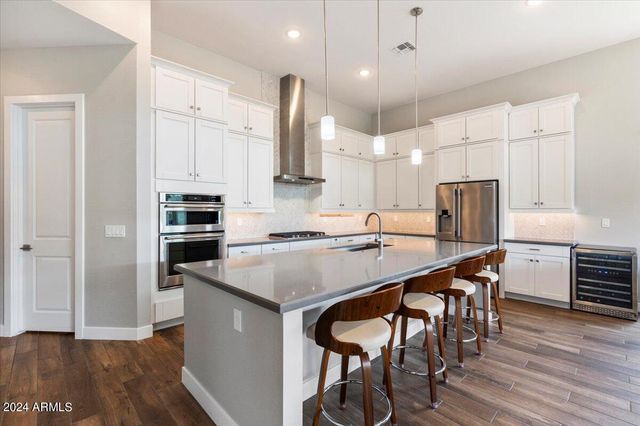 21127 W MINNEZONA Avenue, Buckeye, AZ 85396