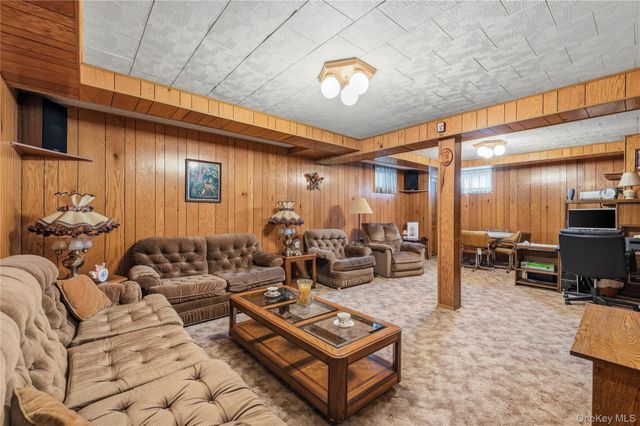 2473 New York Avenue, Melville, NY 11747