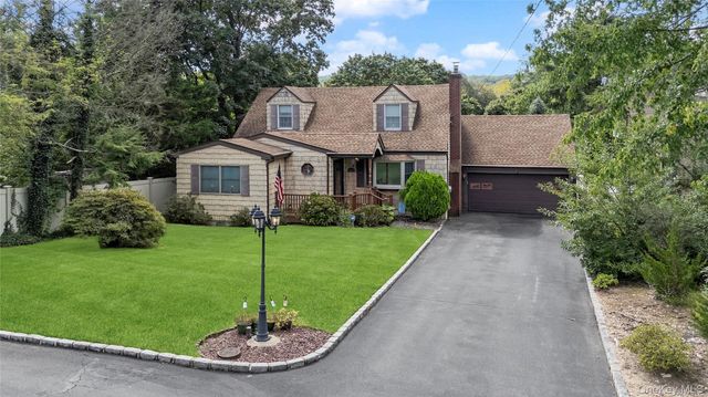 2473 New York Avenue, Melville, NY 11747
