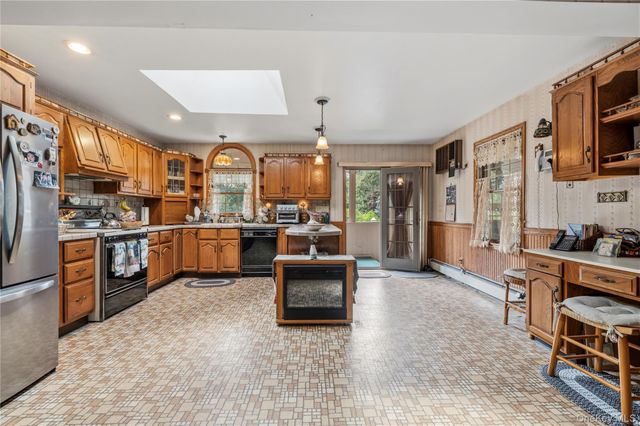 2473 New York Avenue, Melville, NY 11747