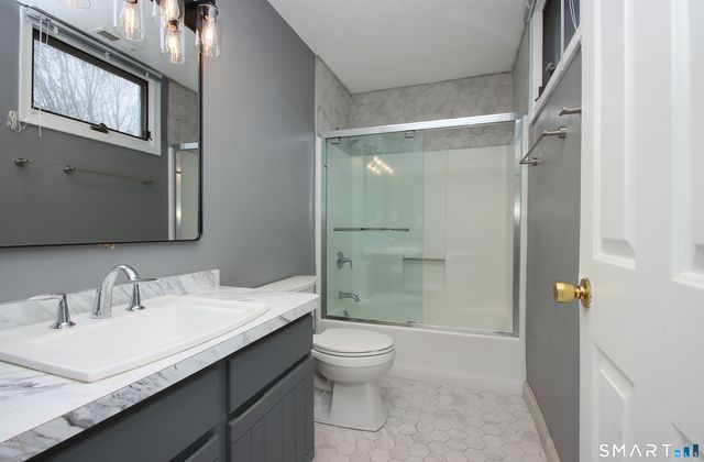 182 Main Street A, Manchester, CT 06042