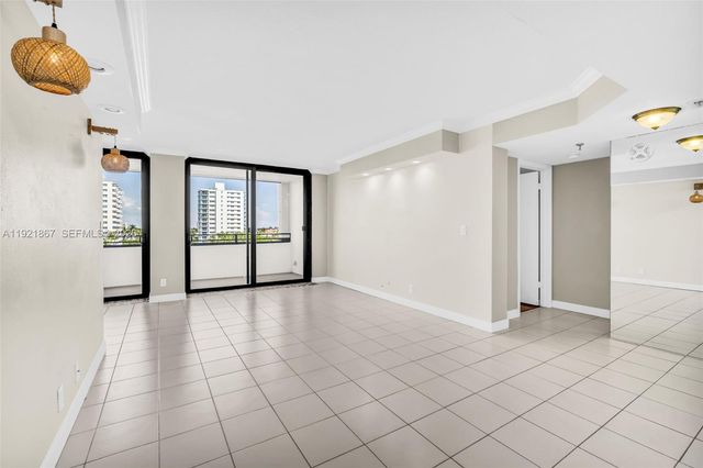 1500 N Ocean Blvd 502, Pompano Beach, FL 33062