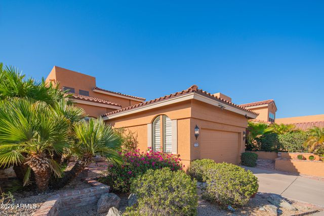 1054 E SHANGRI LA Road, Phoenix, AZ 85020