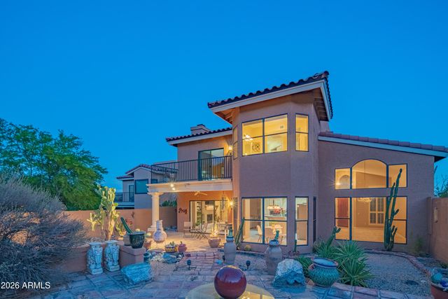 1054 E SHANGRI LA Road, Phoenix, AZ 85020