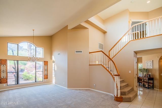 1054 E SHANGRI LA Road, Phoenix, AZ 85020