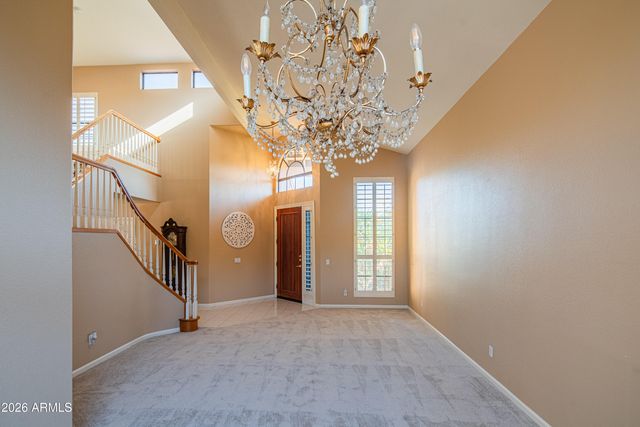 1054 E SHANGRI LA Road, Phoenix, AZ 85020