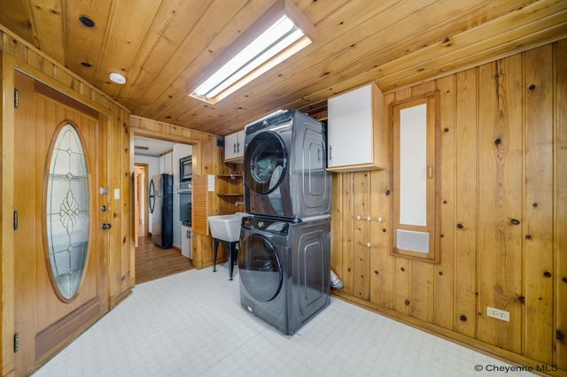 1056 HIGH ST, Wheatland, WY 82201