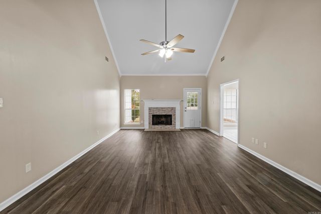 4404 Lexington Park Circle, Bryant, AR 72022