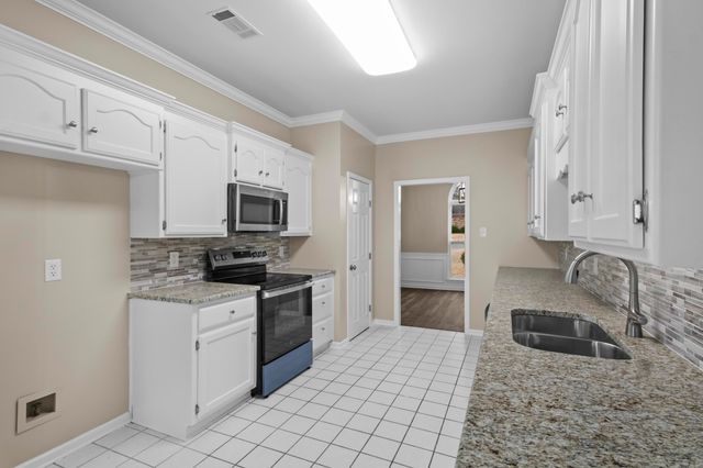 4404 Lexington Park Circle, Bryant, AR 72022