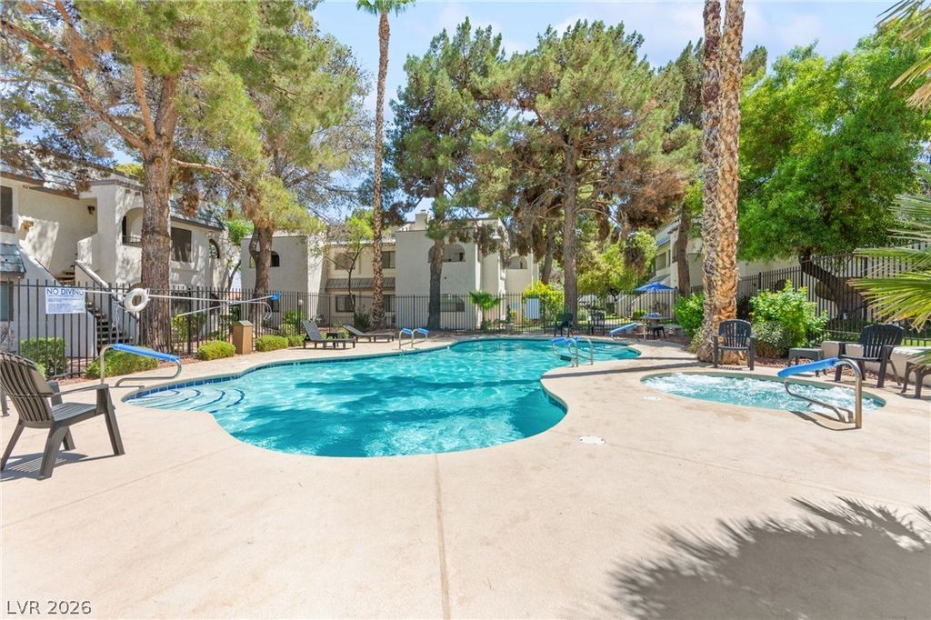 1400 Santa Margarita Street H, Las Vegas, NV 89146 — exterior
