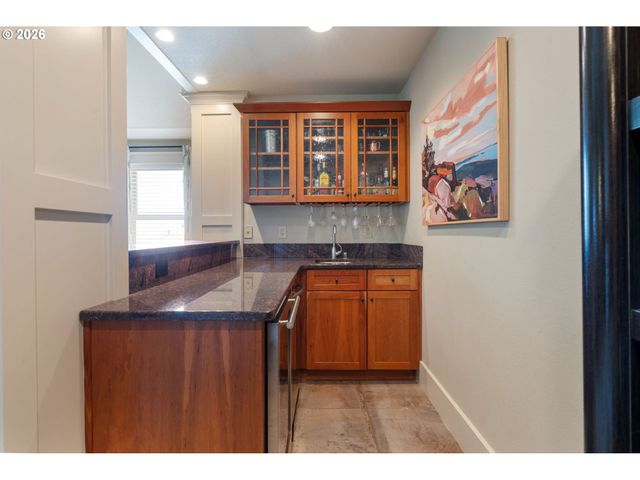 1046 Nw DEERFERN Loop, Camas, WA 98607