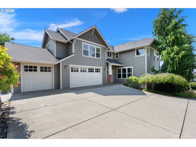 1046 Nw DEERFERN Loop, Camas, WA 98607