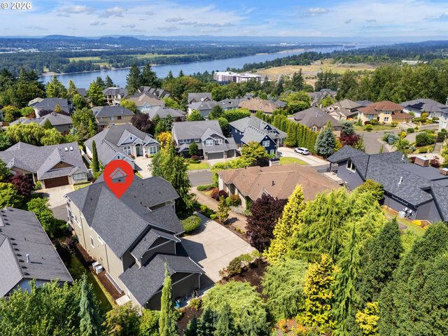 1046 Nw DEERFERN Loop, Camas, WA 98607