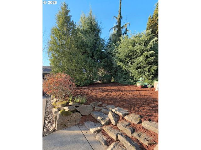 1046 Nw DEERFERN Loop, Camas, WA 98607