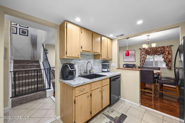 3 Eagle Court, Howell, NJ 07731