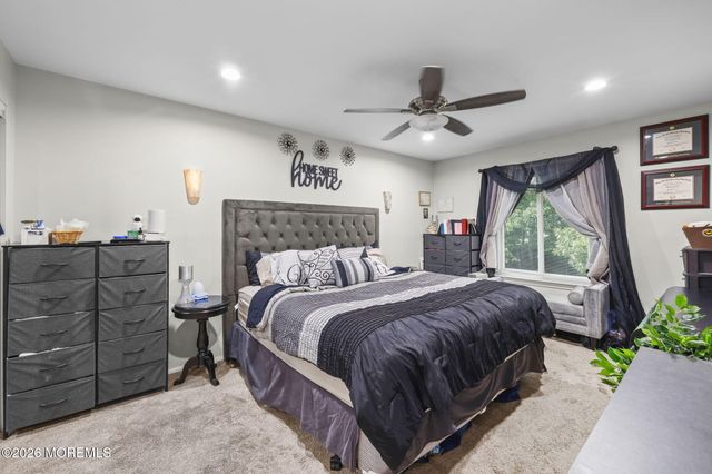 3 Eagle Court, Howell, NJ 07731