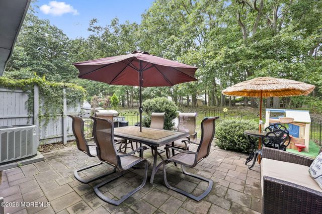 3 Eagle Court, Howell, NJ 07731