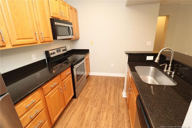 223 Eyam Hall Lane, Apex, NC 27502