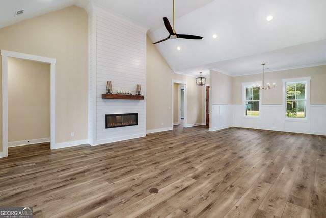 100 Roberts Road, Springfield, GA 31329