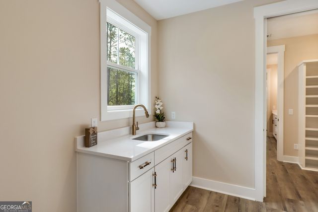 100 Roberts Road, Springfield, GA 31329