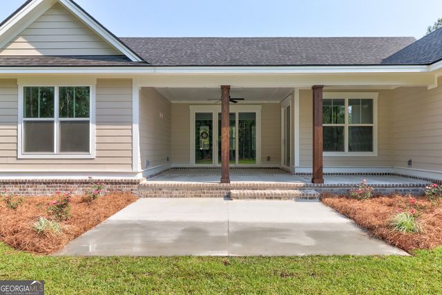 100 Roberts Road, Springfield, GA 31329