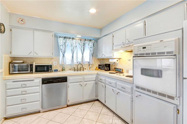 28990 Prestwick, Sun City, CA 92586